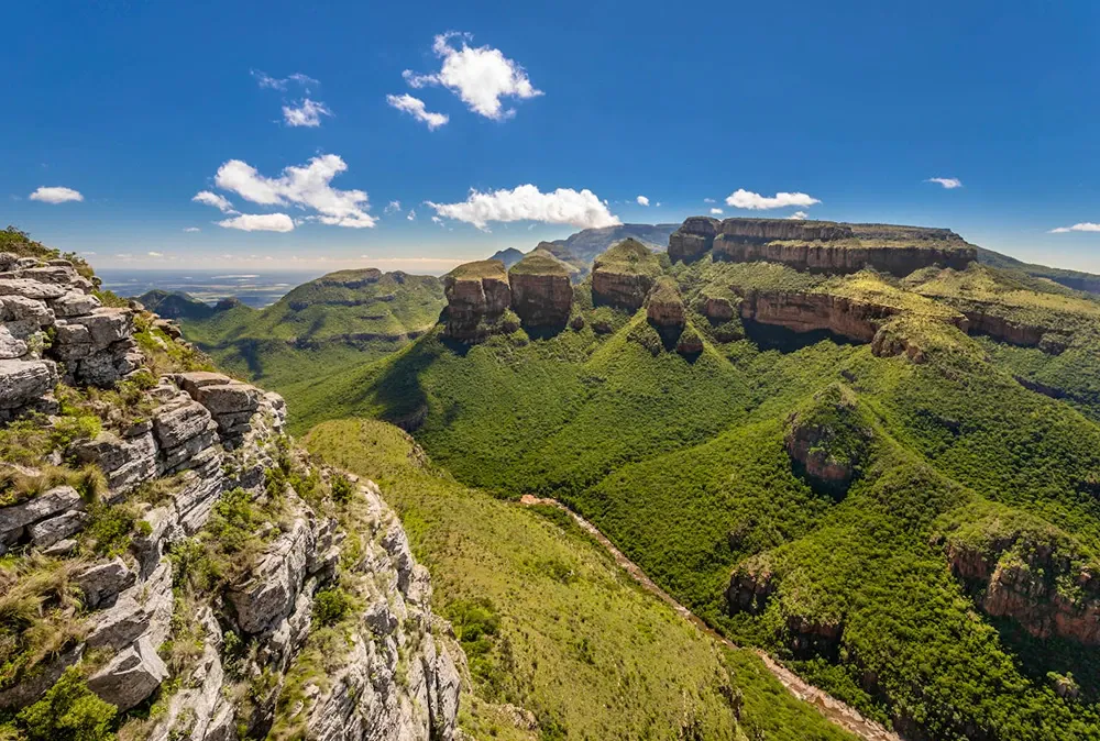 How to Get to the Three Rondavels Viewpoint