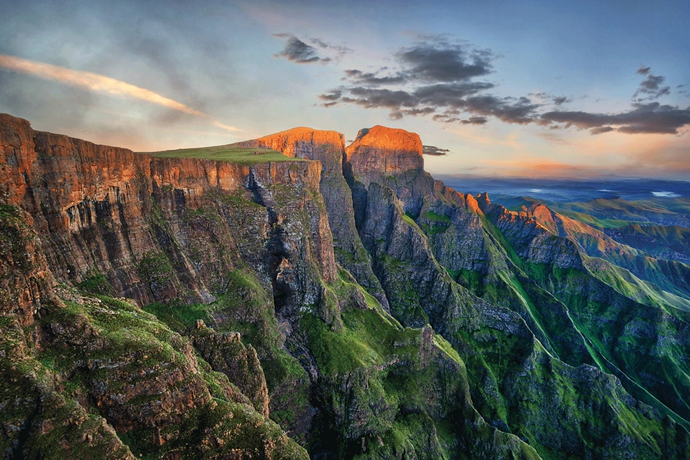 Travel Tips and Safety for Visiting the Drakensberg Mountains
