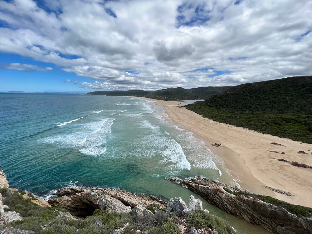 Dining and Local Cuisine at Nature’s Valley Beach