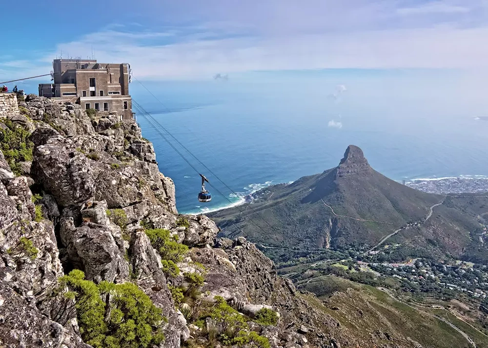 Safety Tips for Hiking Table Mountain