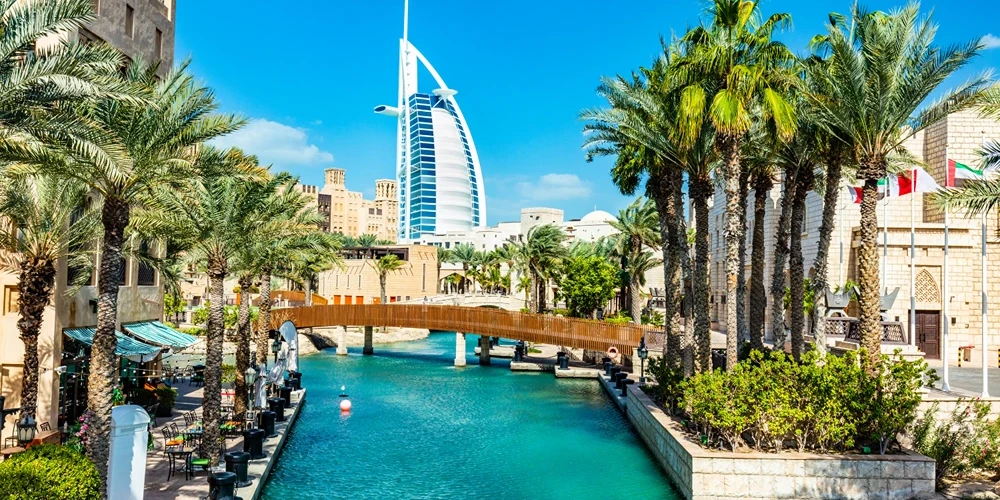 Best Time to Travel to United Arab Emirates